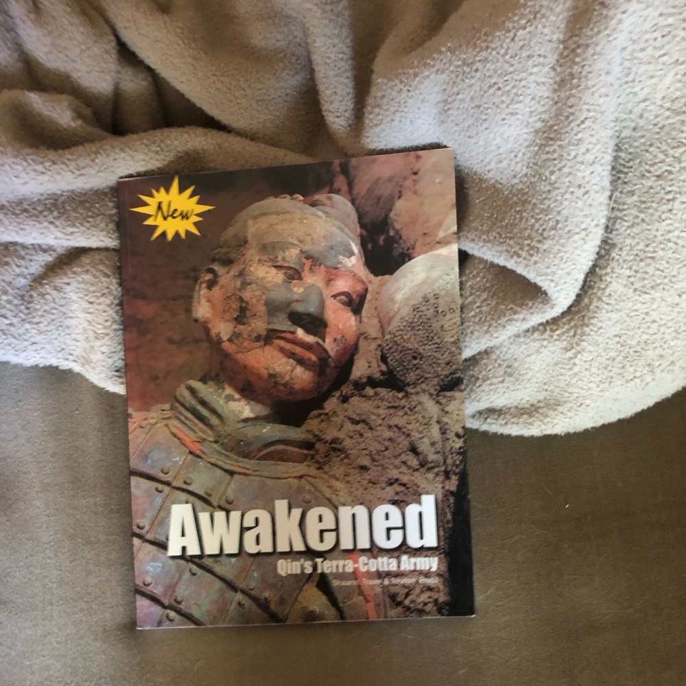 🐲🍎Awakened Qin’s Terra-Cotta Army -Signed! - 734 $30 or $25 w/offer